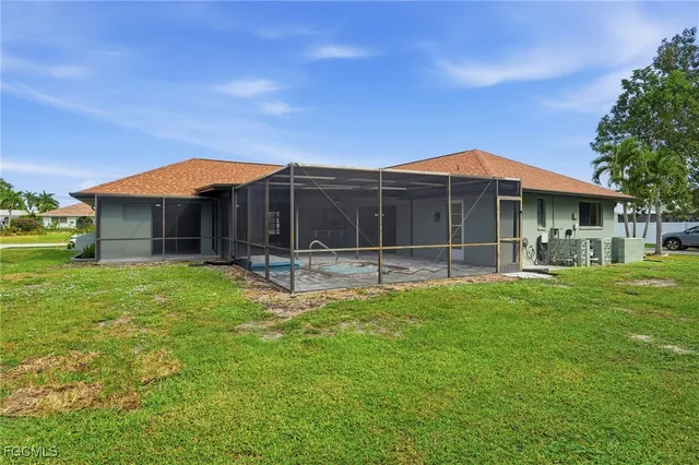 $2,700 | 1914 Southeast 16th Street, Cape Coral, FL 33990