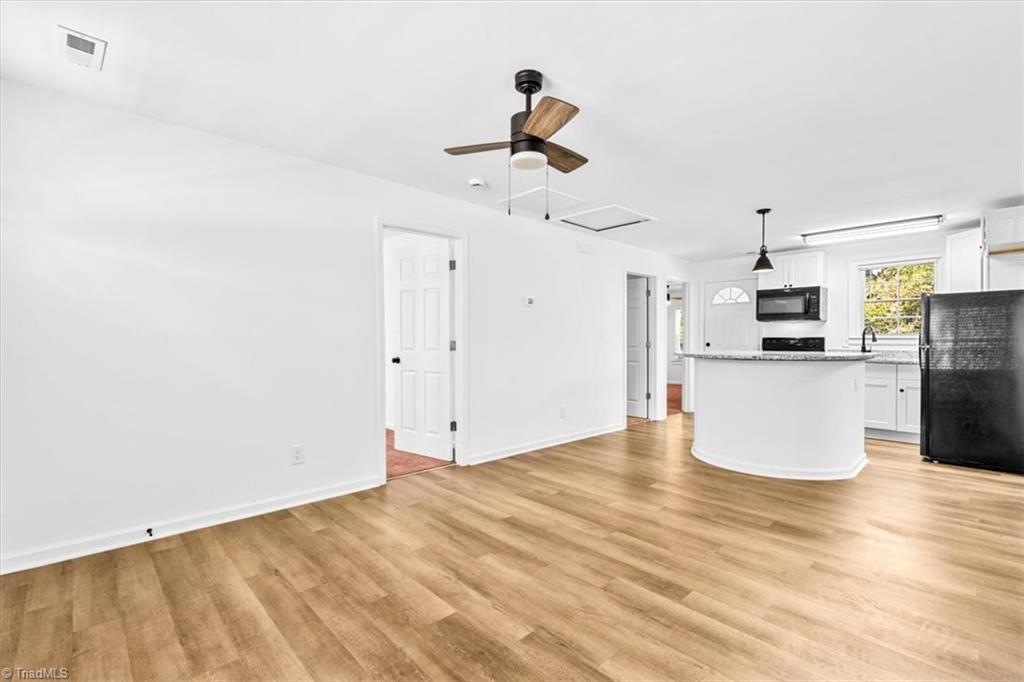 1423 East Commerce Avenue High Point, NC 27260 - Photo 6 of 33