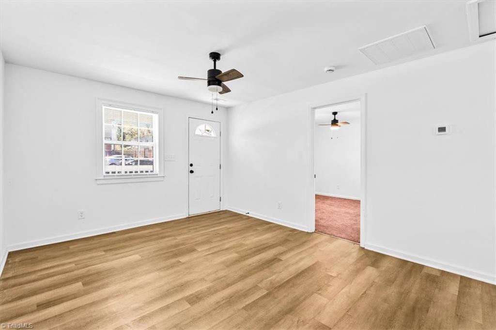 1423 East Commerce Avenue High Point, NC 27260 - Photo 7 of 33