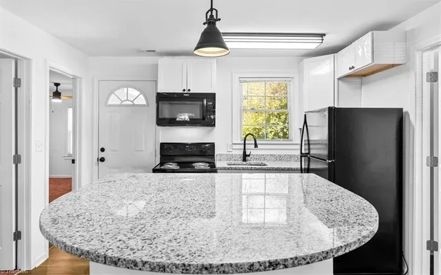 $185,000 | 1423 East Commerce Avenue, High Point, NC 27260