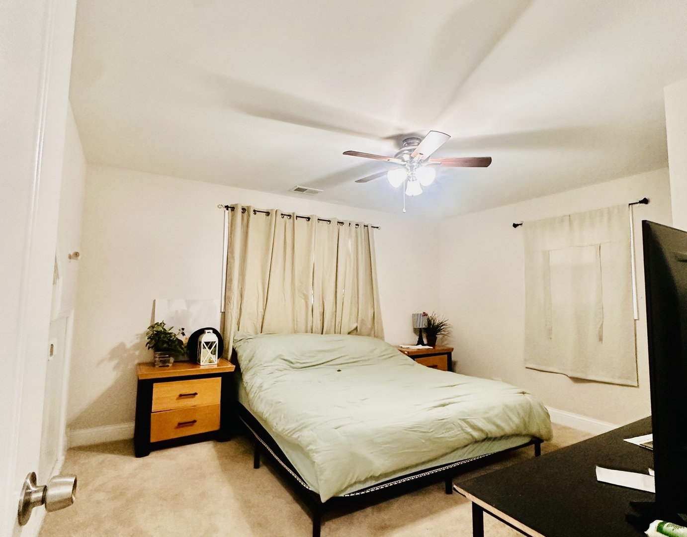 4501 185th Street Country Club Hills, IL 60478 - Photo 12 of 27 a bedroom with a bed and a dresser