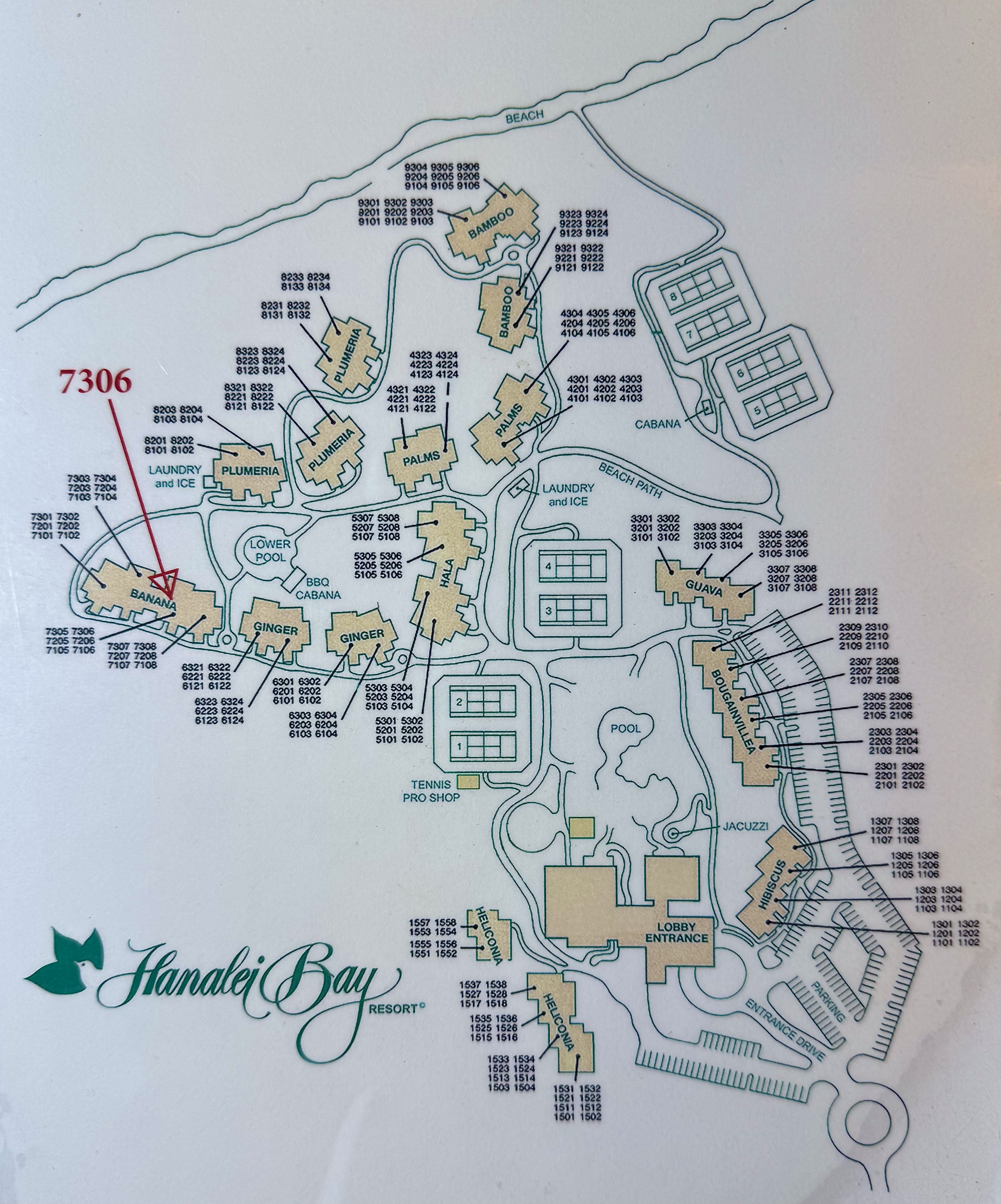 5380 Honoiki Road, Unit J33 Princeville, HI 96722 - Photo 27 of 30 a view of a table and chairs in patio
