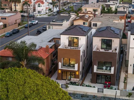 $3,299,000 | 424 20th Huntington Beach, Huntington Beach, CA 92648