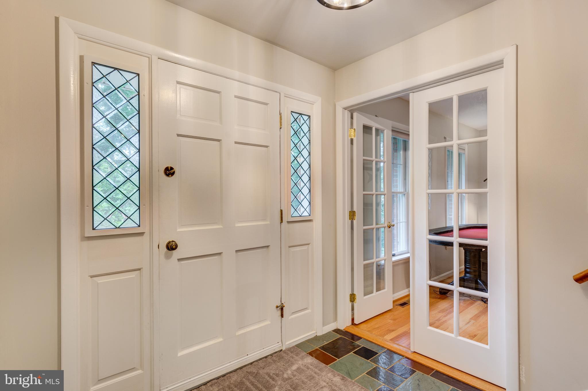2707 Overview Road Hampstead, MD 21074 - Photo 4 of 42 Welcoming foyer