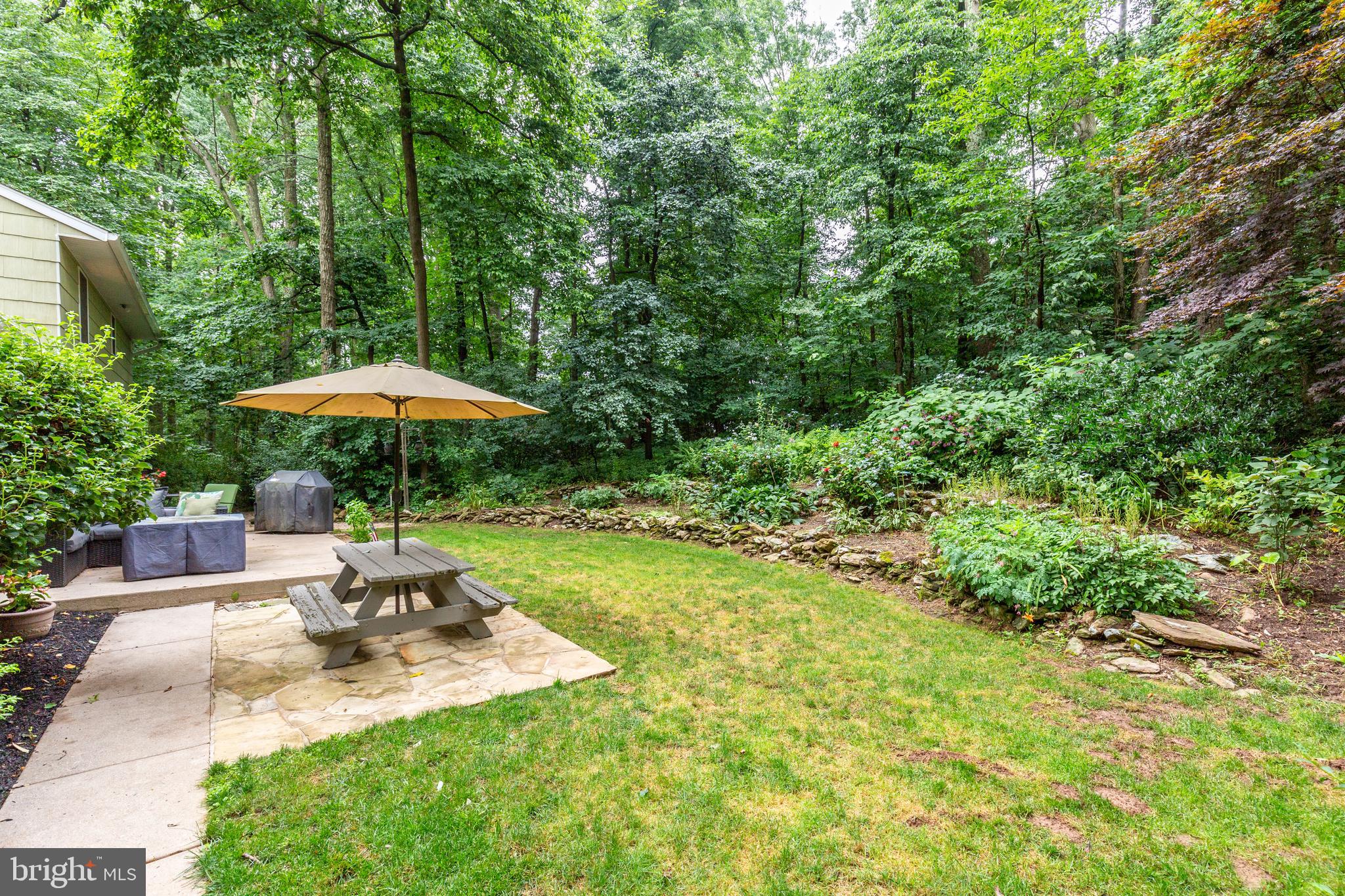 2707 Overview Road Hampstead, MD 21074 - Photo 39 of 42 Peaceful backyard