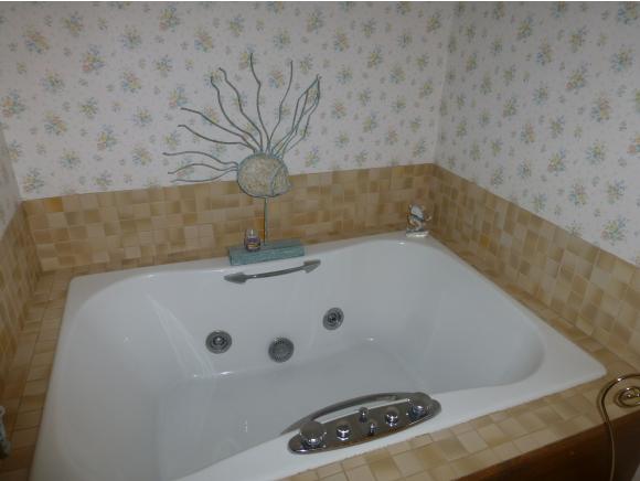 170 Belknap Point Road, Unit 27 Gilford, NH 03249 - Photo 18 of 32 Gallery Image 18