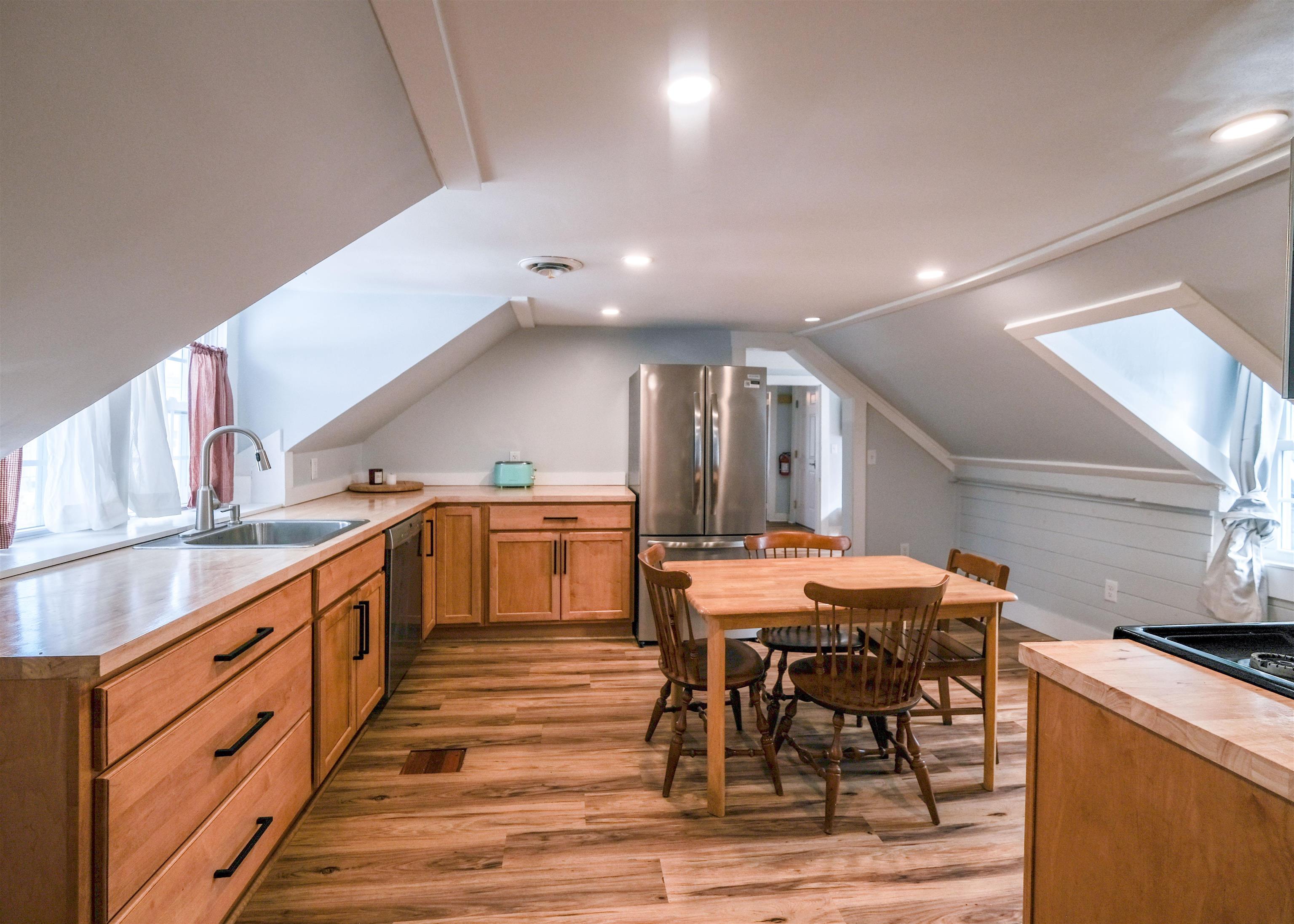 11 Pleasant Street Ludlow, VT 05149 - Photo 40 of 58