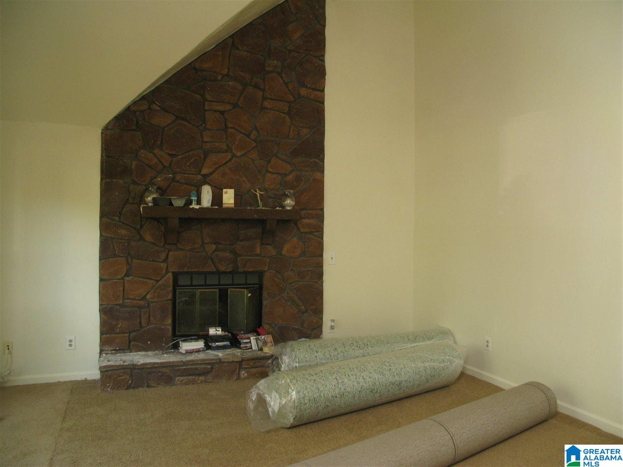 907 6th Avenue Northwest Alabaster, AL 35007 - Photo 4 of 13