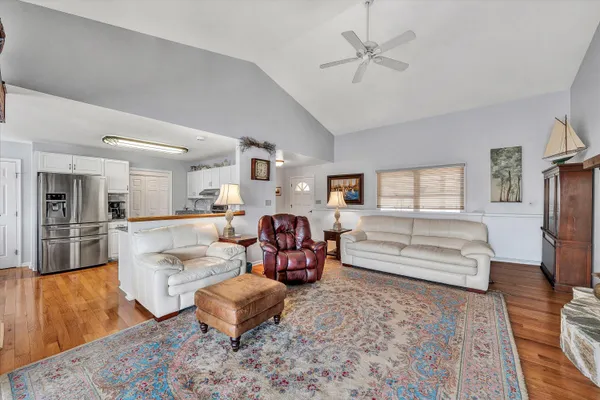 $1,349,999 | 56 Brookside Lane, Moneta, VA 24121
