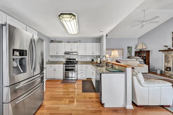 $1,349,999 | 56 Brookside Lane, Moneta, VA 24121