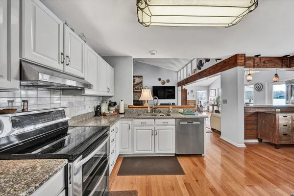$1,349,999 | 56 Brookside Lane, Moneta, VA 24121