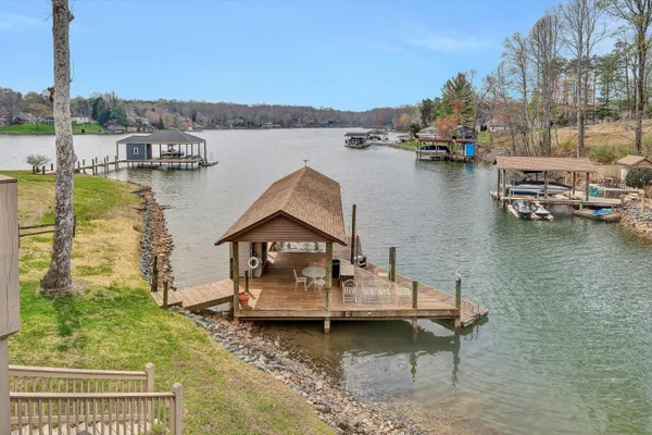 $1,349,999 | 56 Brookside Lane, Moneta, VA 24121