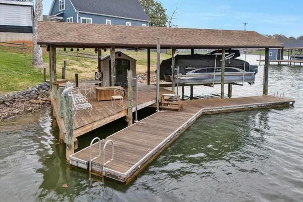 $1,349,999 | 56 Brookside Lane, Moneta, VA 24121