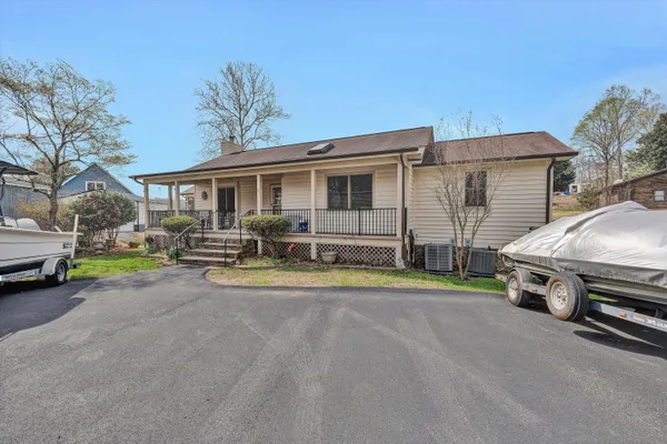 $1,349,999 | 56 Brookside Lane, Moneta, VA 24121