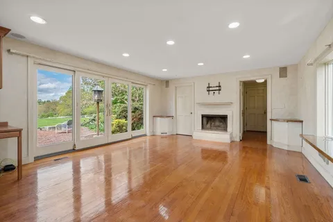 $5,000,000 | 38 Bullard Street, Sherborn, MA 01770