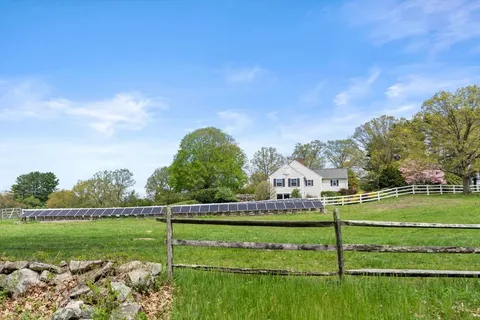 $5,000,000 | 38 Bullard Street, Sherborn, MA 01770