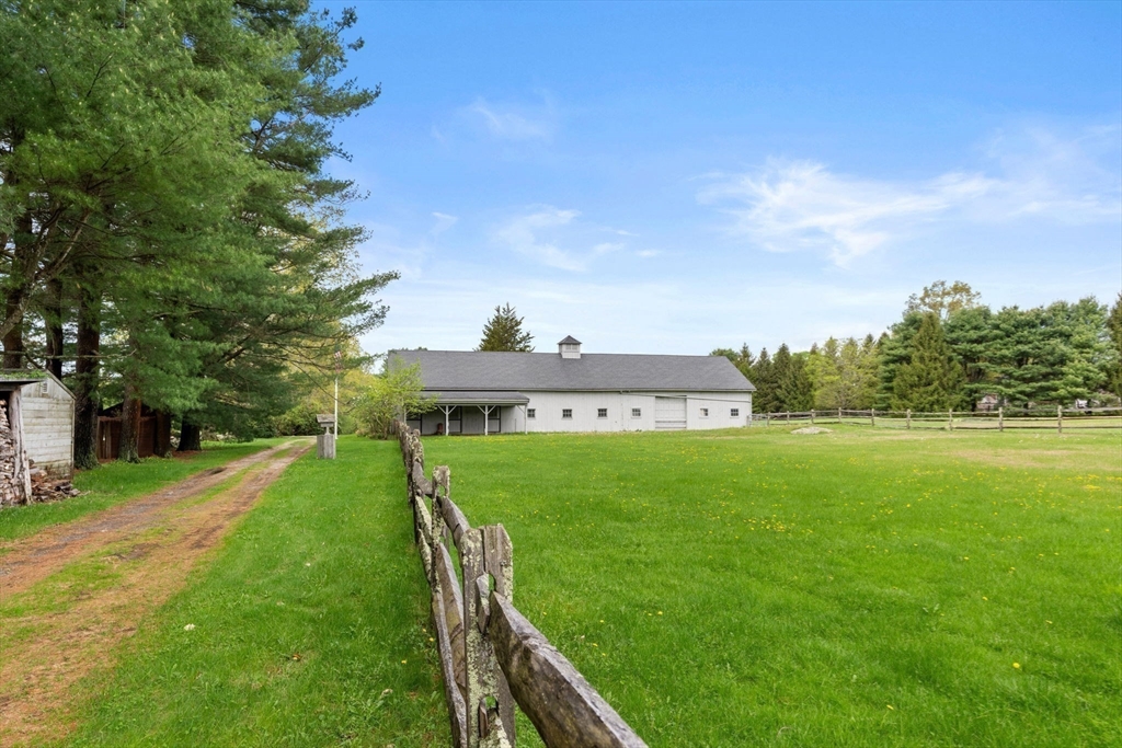 38 Bullard Street Sherborn, MA 01770 - Photo 6 of 42