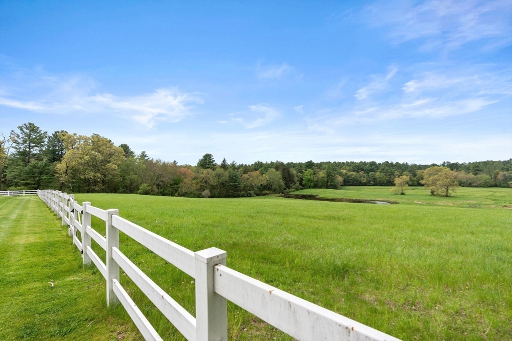 38 Bullard Street Sherborn, MA 01770 - Photo 10 of 42