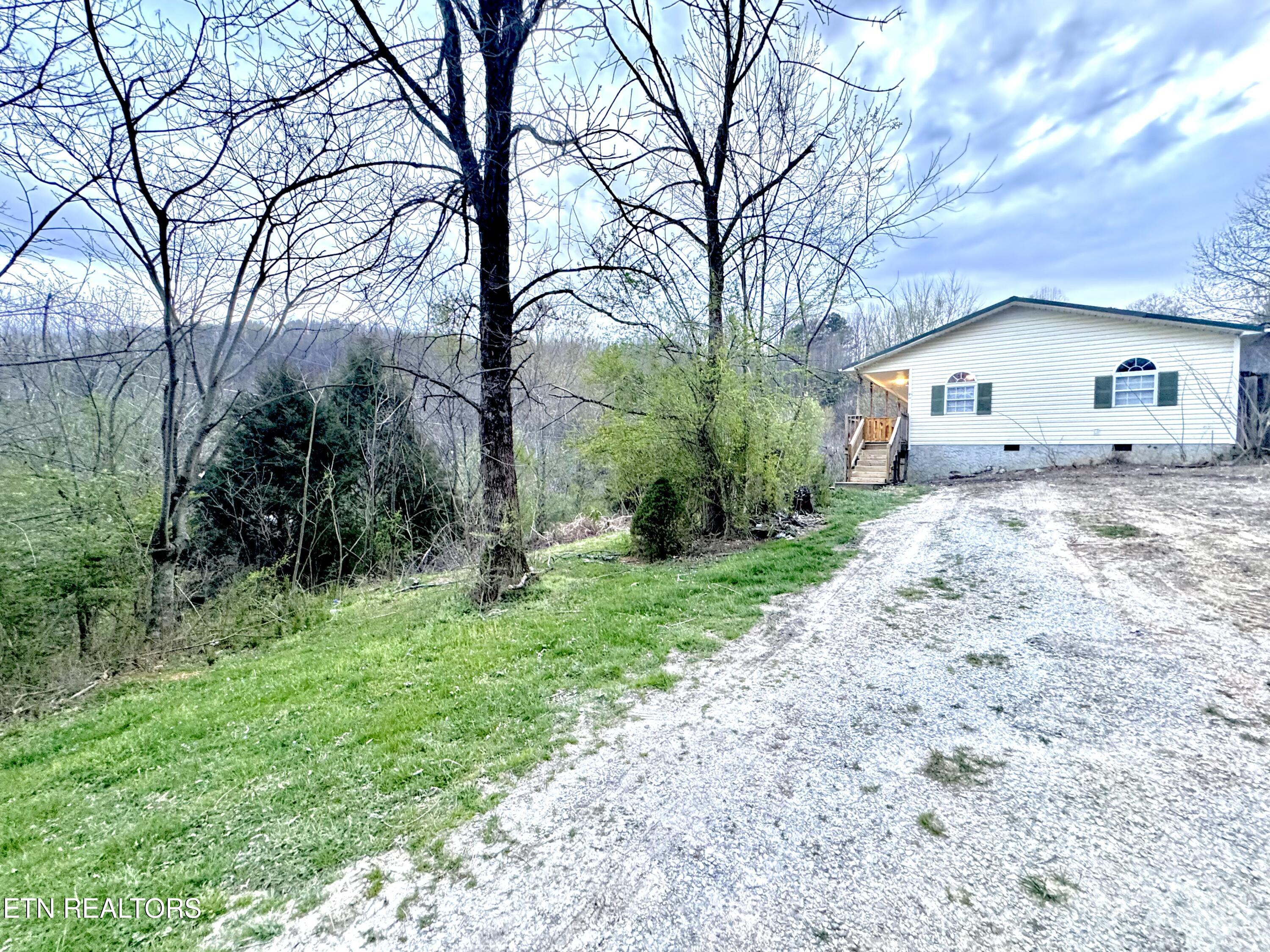 690 Ridge Road Caryville, TN 37714 - Photo 29 of 32 IMG_7957