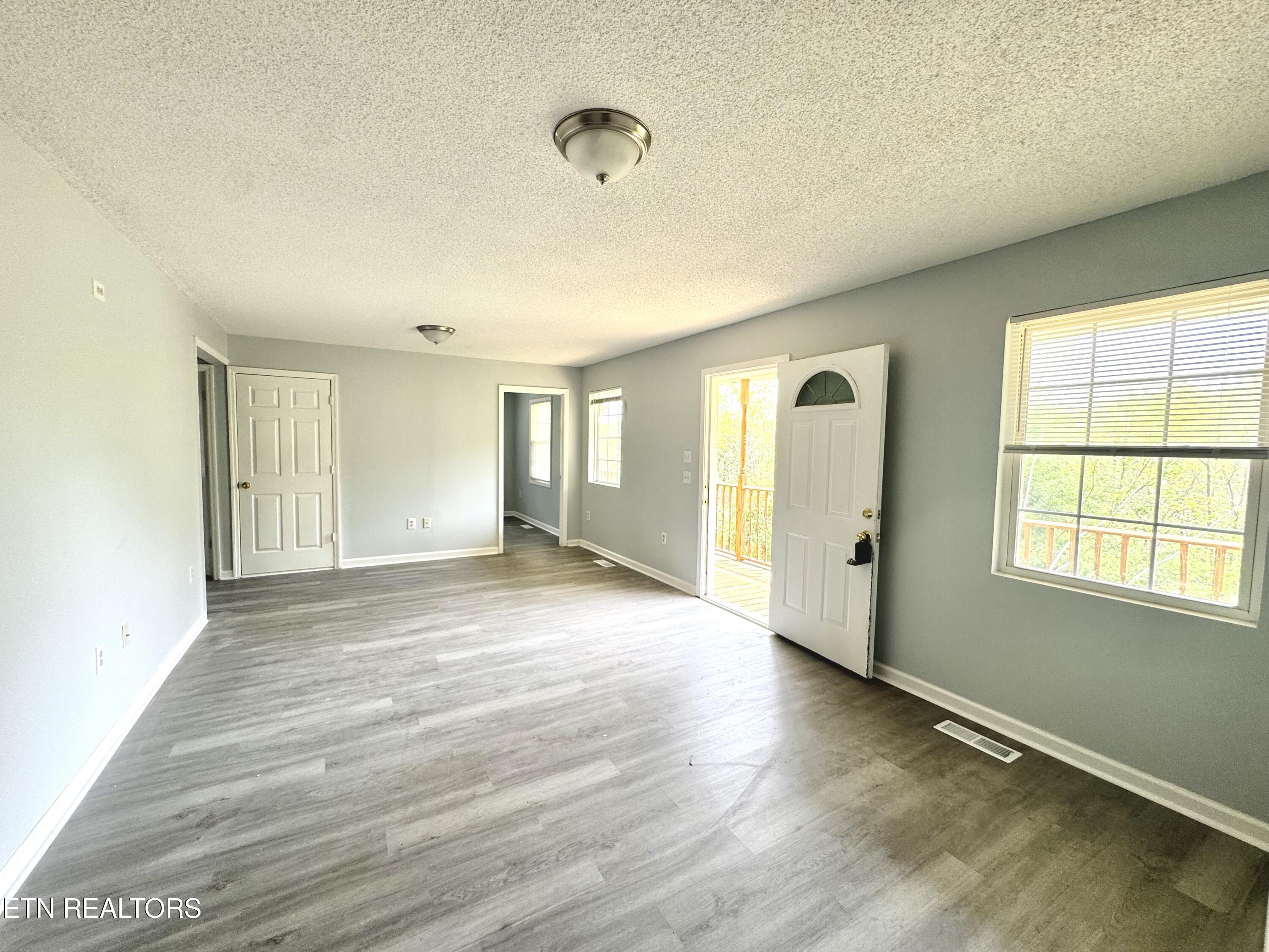 690 Ridge Road Caryville, TN 37714 - Photo 6 of 32 IMG_8660