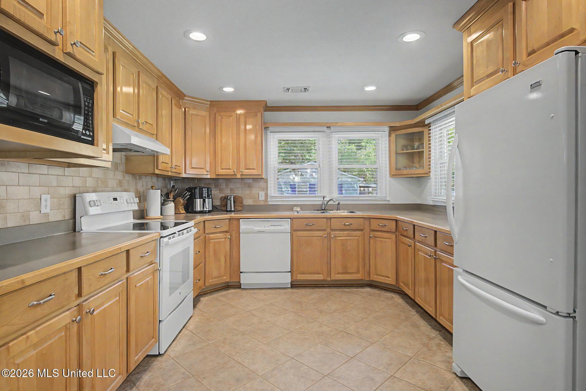 220 Old Pass Road West Long Beach, MS 39560 - Photo 13 of 25 13