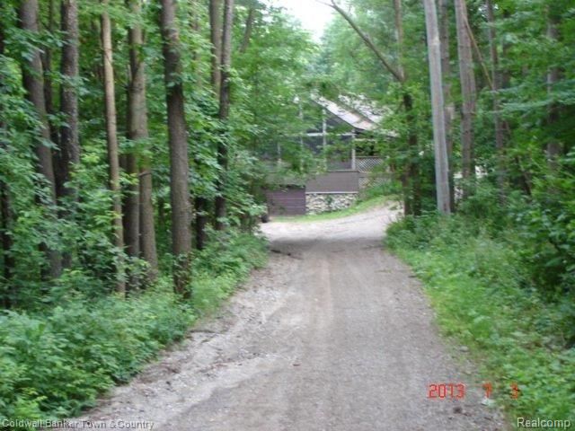 9232 Faussett Road Fenton, MI 48430 - Photo 4 of 25 Welcome Home