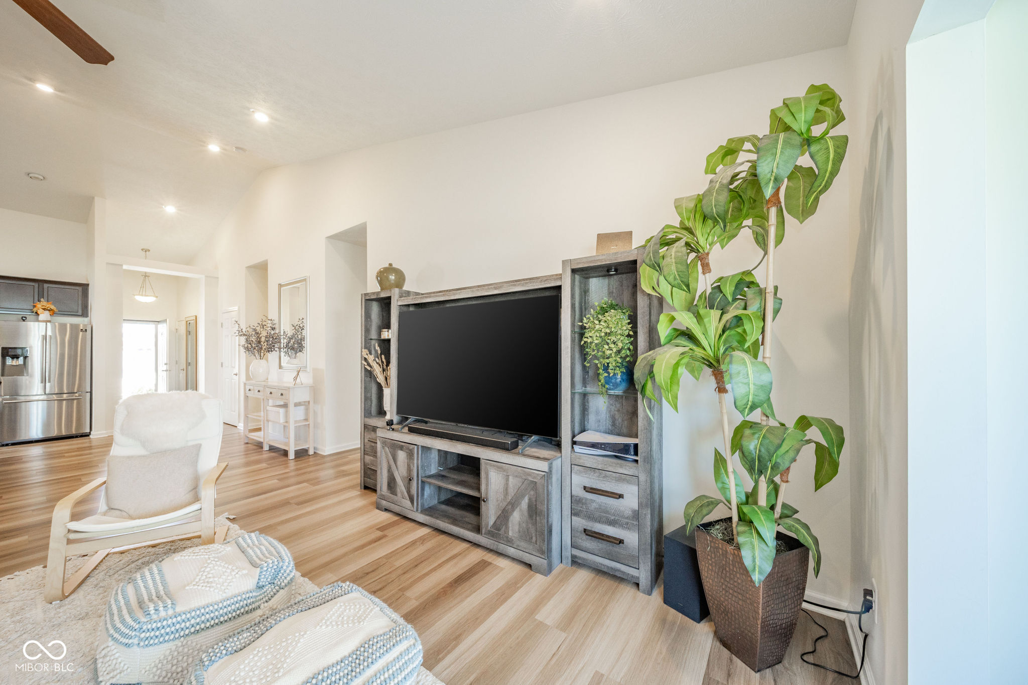 16592 Branham Drive Fishers, IN 46040 - Photo 19 of 34