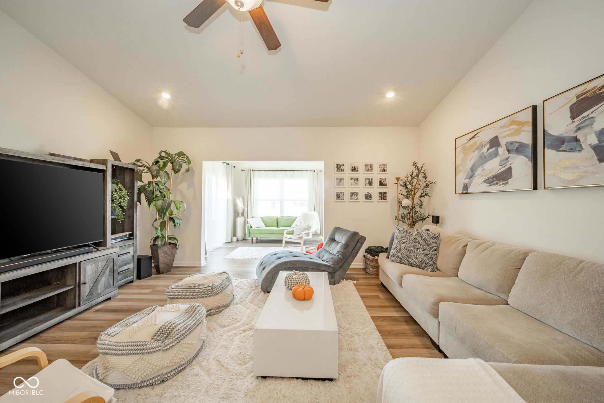 16592 Branham Drive Fishers, IN 46040 - Photo 3 of 34