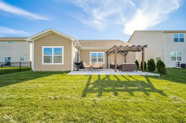 $398,000 | 16592 Branham Drive, Fishers, IN 46040