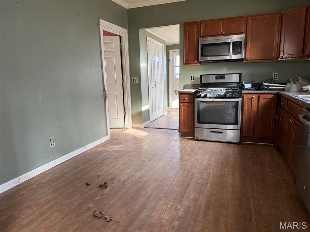 708 North 7th Street Benld, IL 62009 - Photo 4 of 12