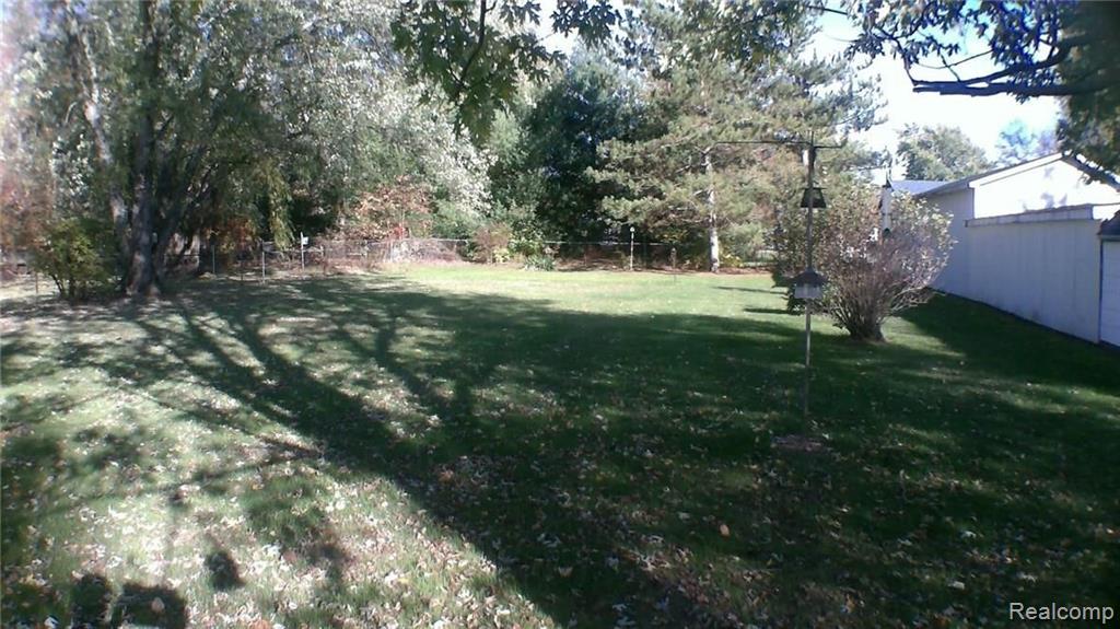 2574 Alger Road Port Huron, MI 48060 - Photo 15 of 15