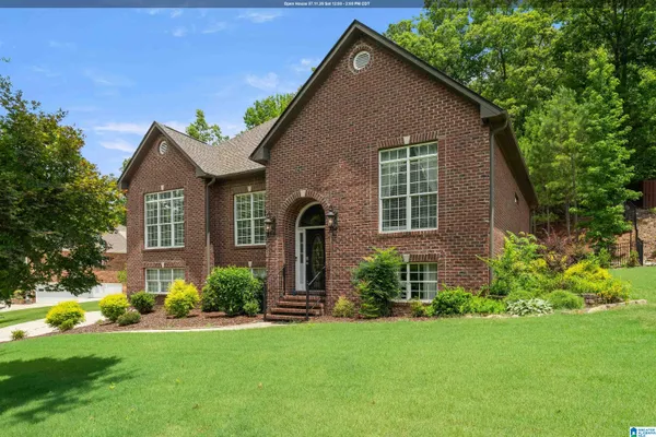 $440,000 | 211 Weatherly Club Drive, Alabaster, AL 35007