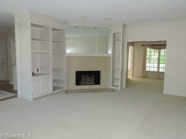 908 Flicker Lane High Point, NC 27262 - Photo 5 of 16 Living Room.