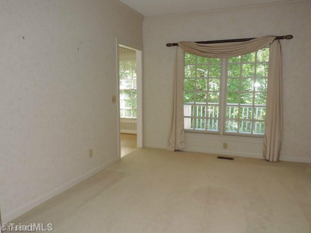 908 Flicker Lane High Point, NC 27262 - Photo 6 of 16 Dining Room.