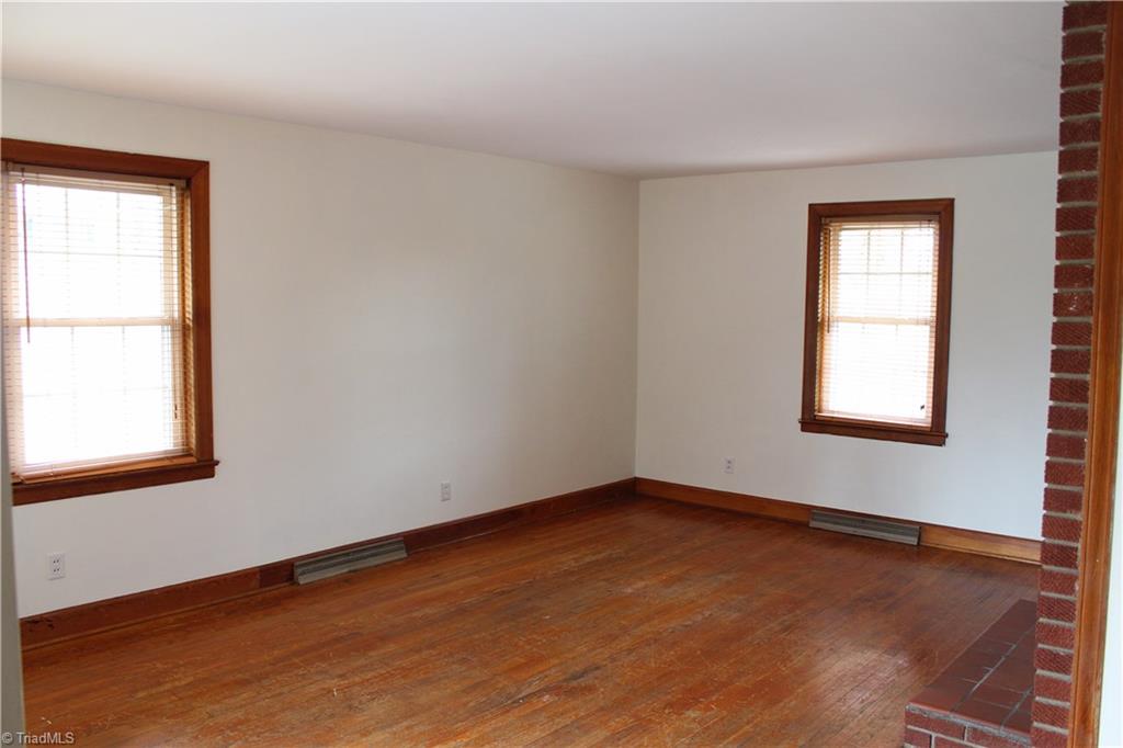 1315 Florida Street High Point, NC 27262 - Photo 4 of 21 Gallery Image 4