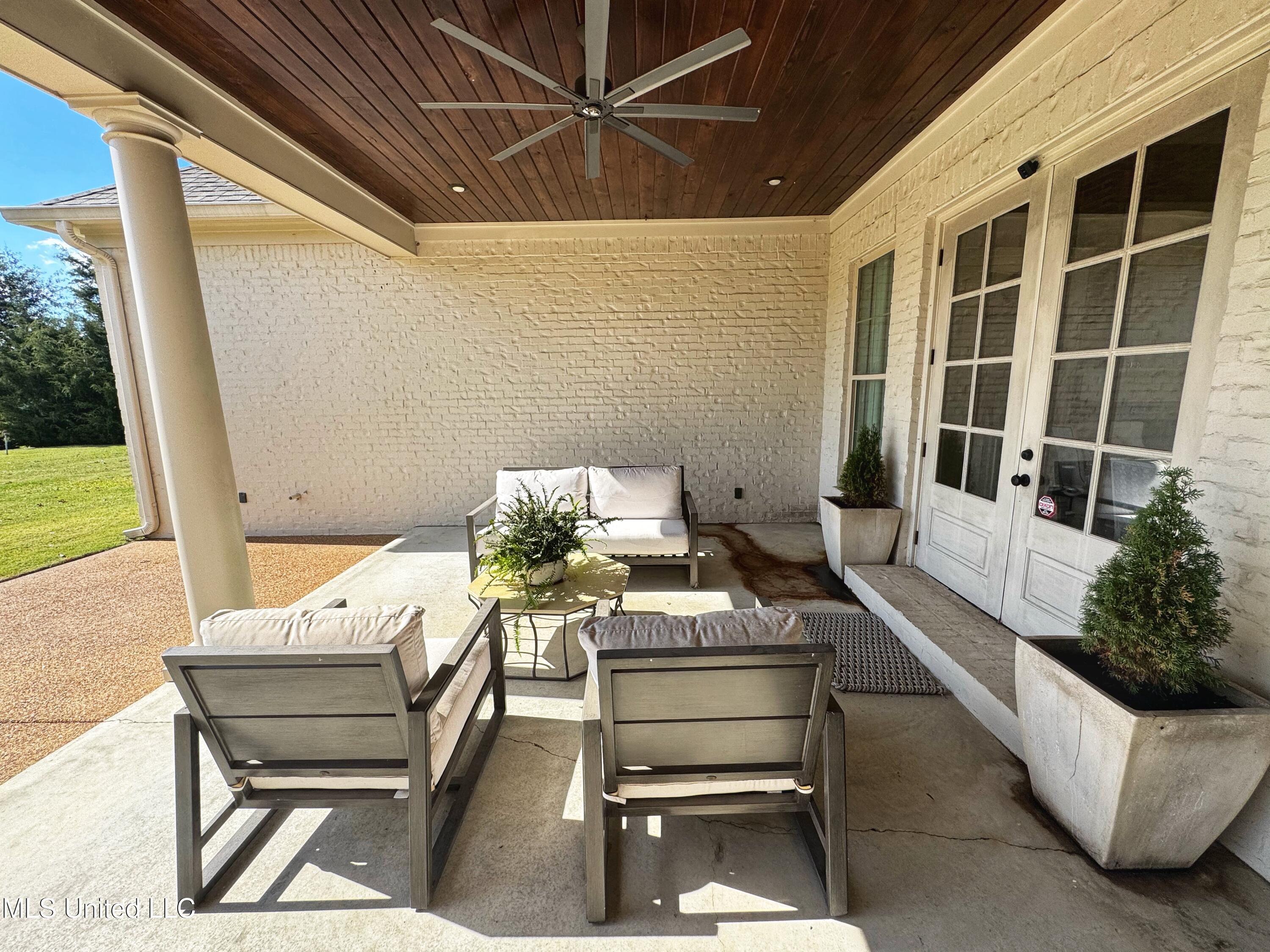 622 Diamond Ridge Road Clarksdale, MS 38614 - Photo 30 of 43 IMG_0878