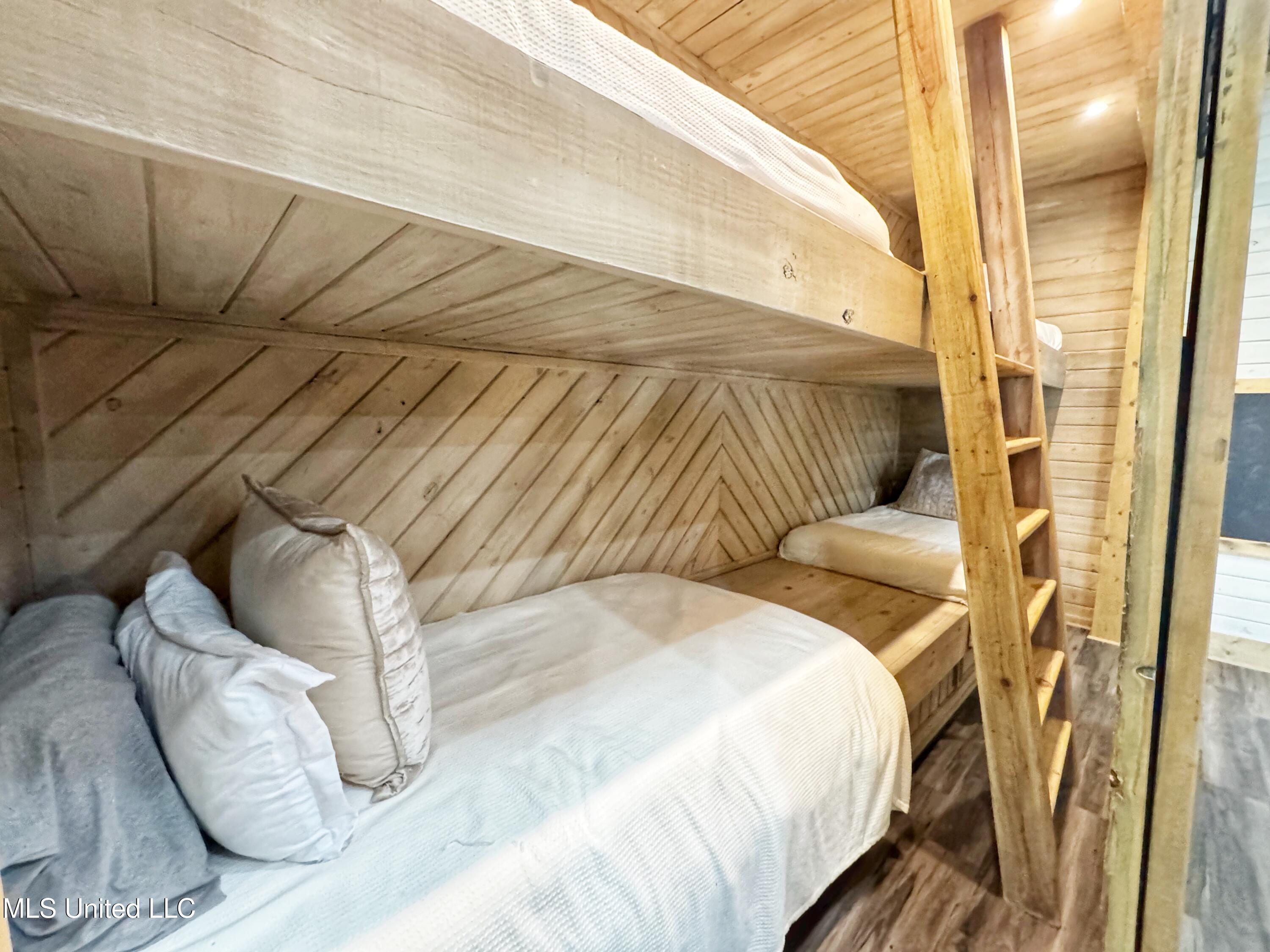 622 Diamond Ridge Road Clarksdale, MS 38614 - Photo 38 of 43 IMG_0868