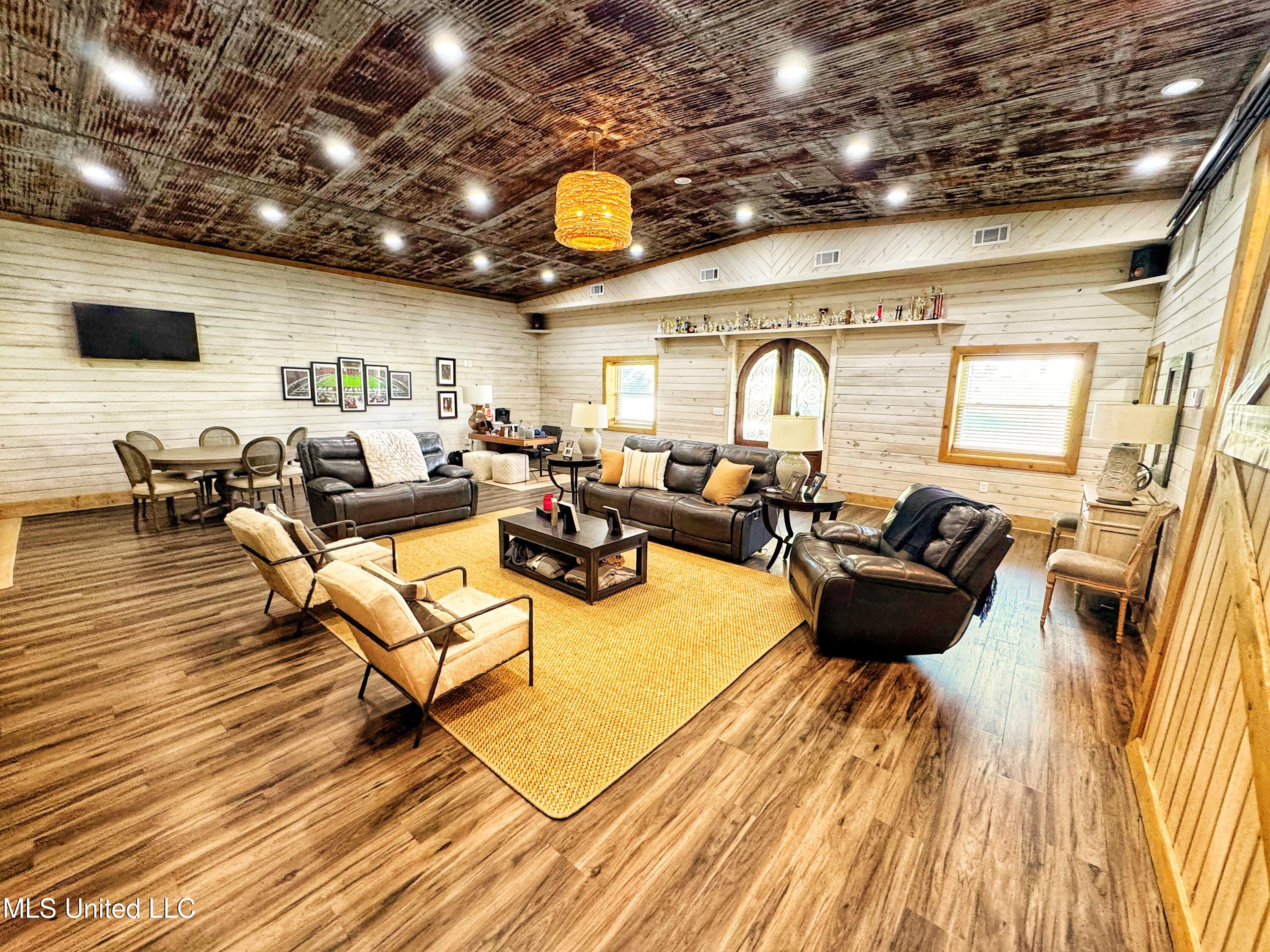 622 Diamond Ridge Road Clarksdale, MS 38614 - Photo 40 of 43 IMG_0867