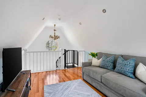 $1,595,000 | 26 Sea Glen Road, Oak Bluffs, MA 02557