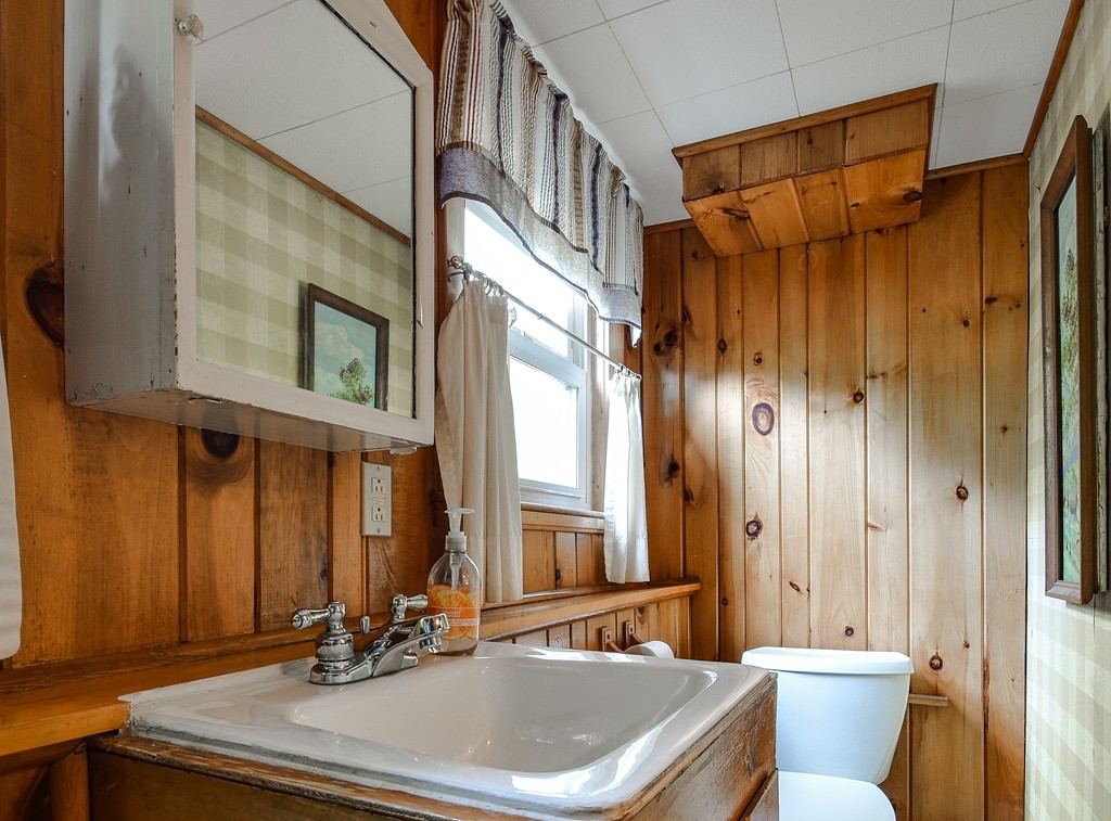 63 Cold Spring Road Holliston, MA 01746 - Photo 17 of 26 Gallery Image 17