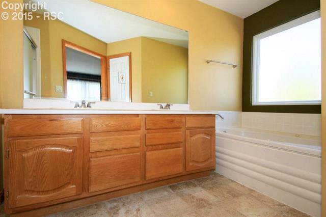 2215 Wolfe Ranch Road Colorado Springs, CO 80919 - Photo 15 of 19