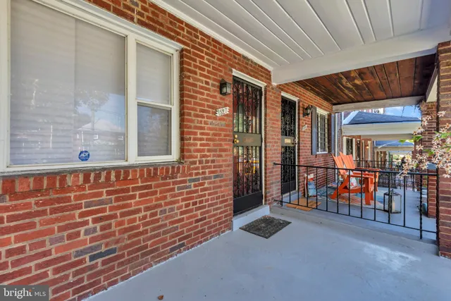 $560,000 | 1527 Montana Avenue Northeast, Washington, DC 20018