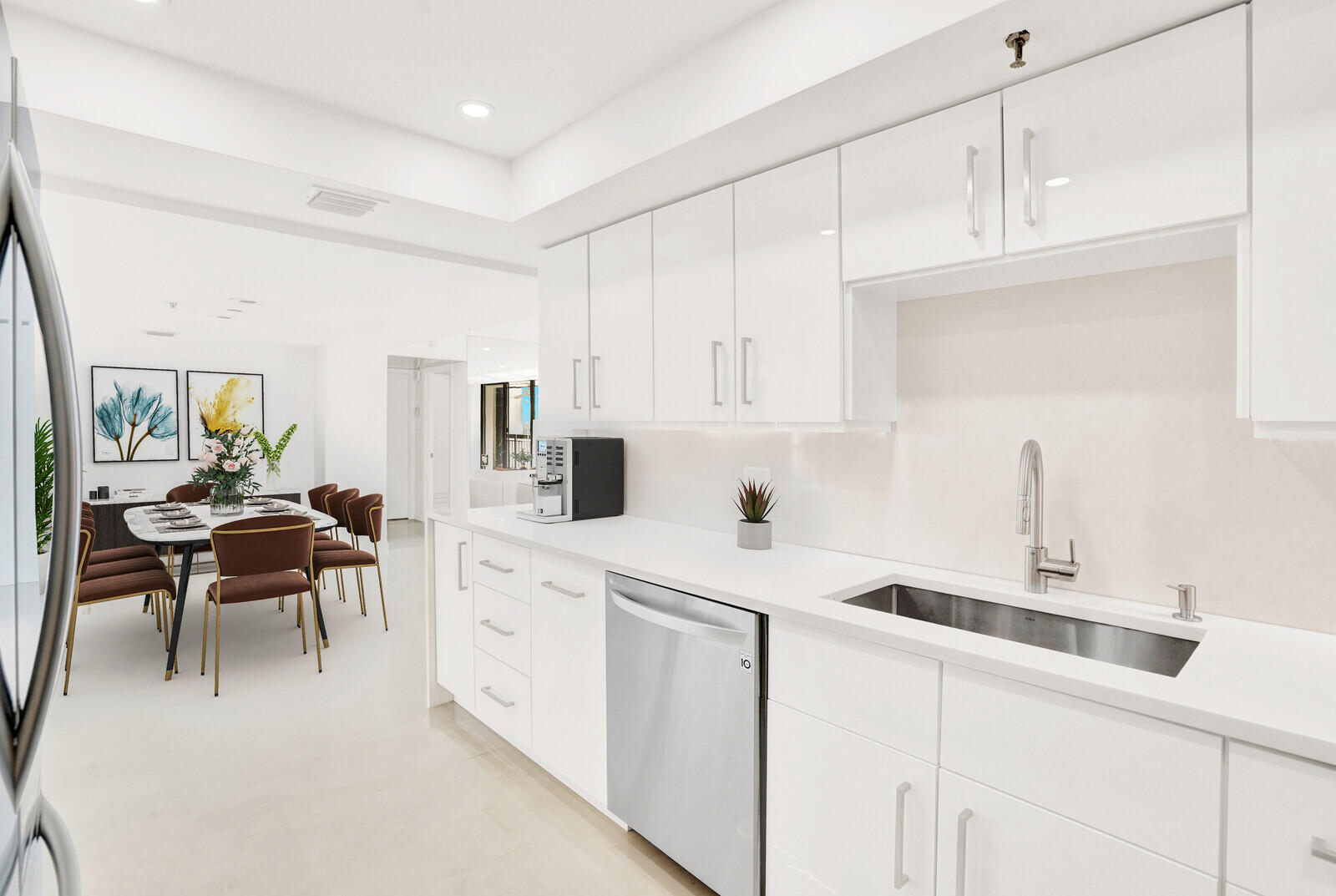 2697 North Ocean Boulevard, Unit F604 Boca Raton, FL 33431 - Photo 16 of 71 Kitchen (virtually staged)