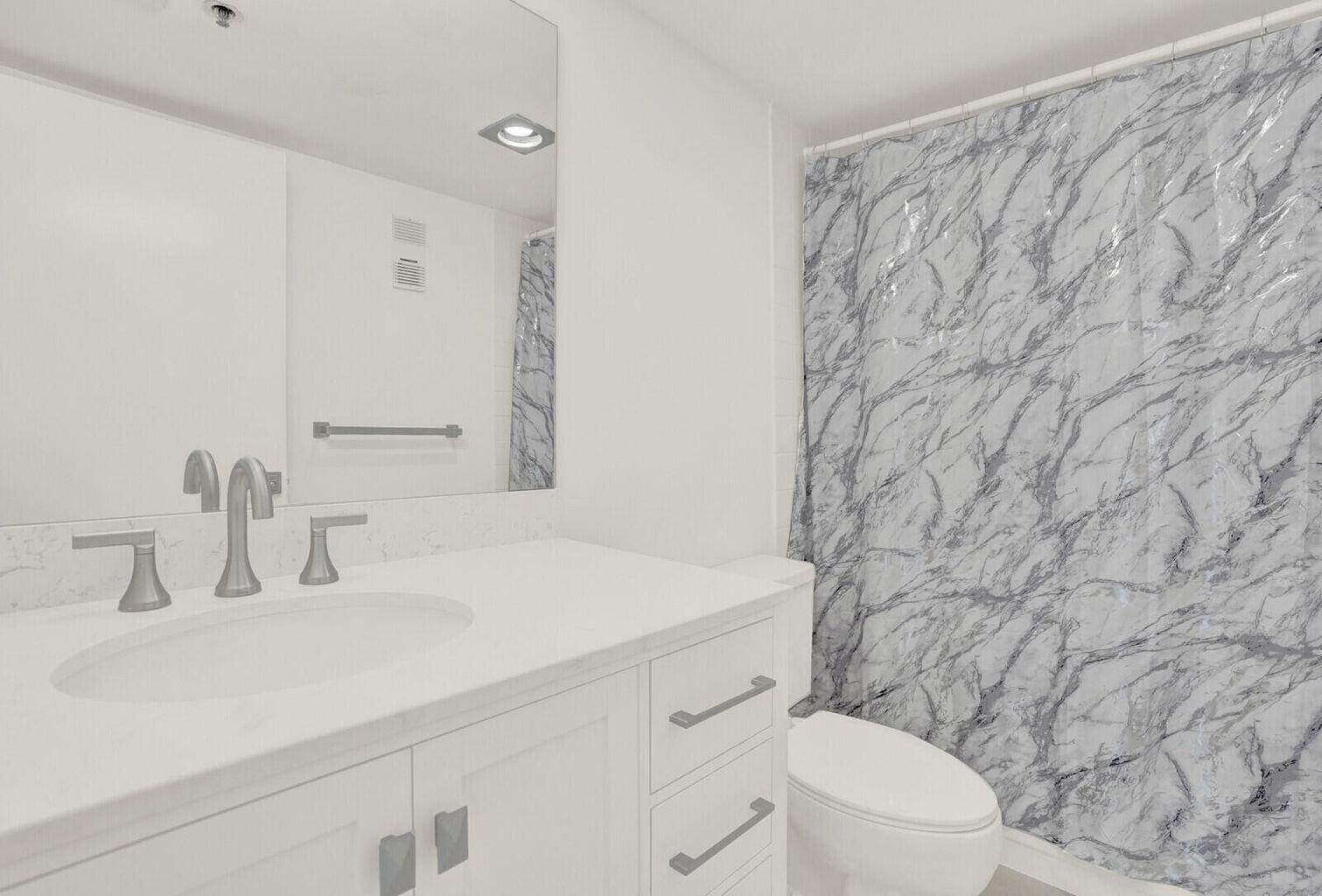 2697 North Ocean Boulevard, Unit F604 Boca Raton, FL 33431 - Photo 27 of 71 Bathroom