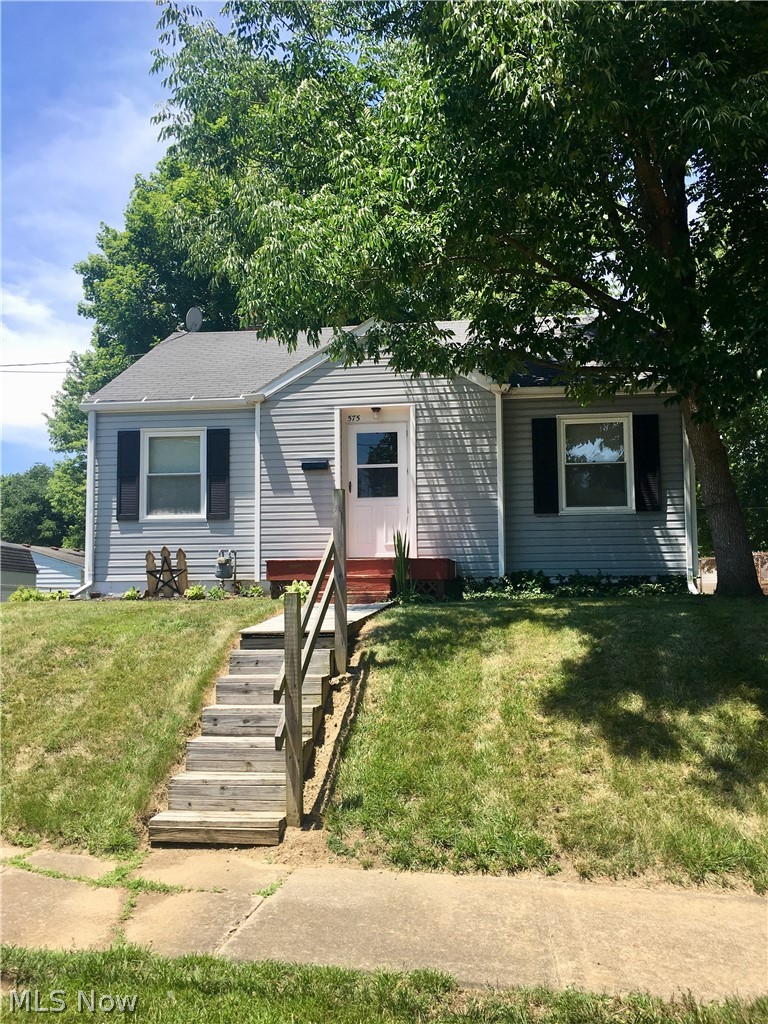 575 Edgemont Road Newark, OH 43055 - Photo 1 of 18 Gallery Image 1