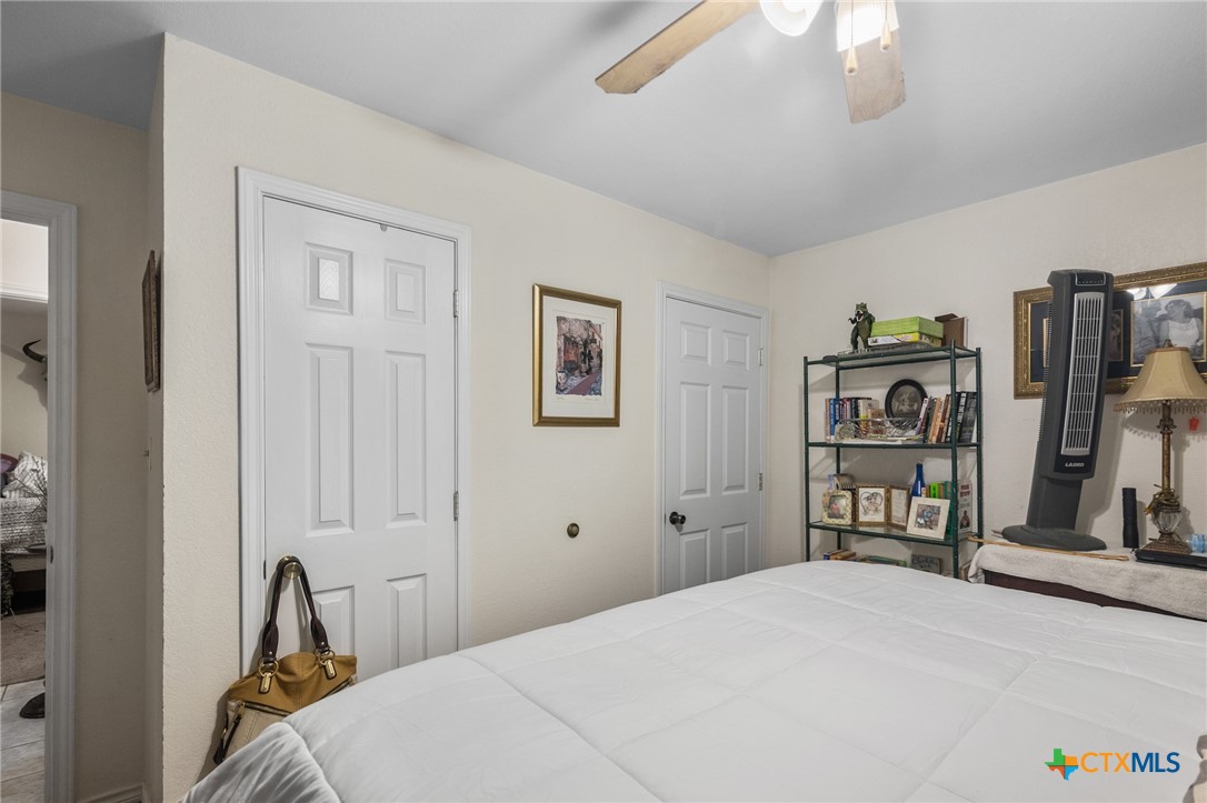 374-376 Navidad Street Vanderbilt, TX 77991 - Photo 14 of 18