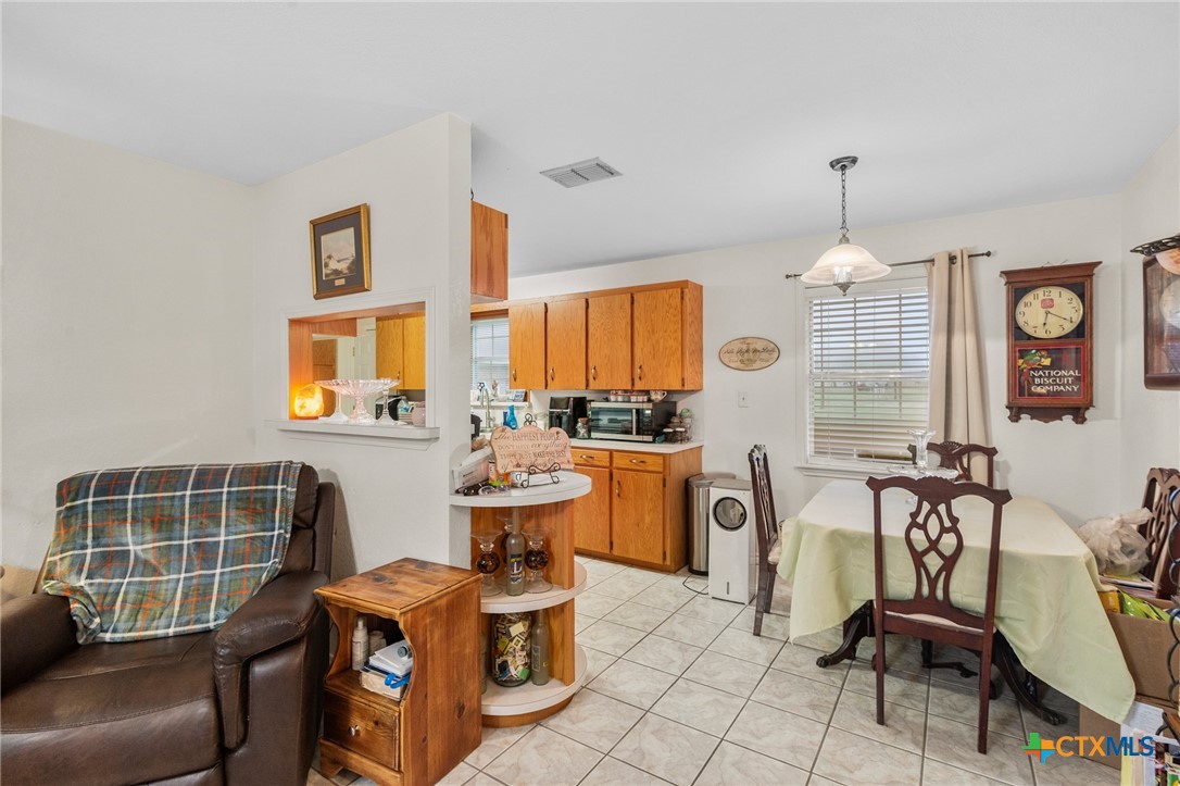 374-376 Navidad Street Vanderbilt, TX 77991 - Photo 5 of 18