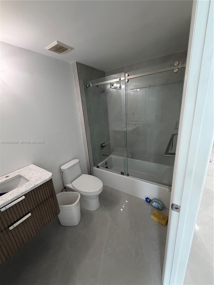 2475 Brickell Avenue, Unit 2007 Miami, FL 33129 - Photo 16 of 25