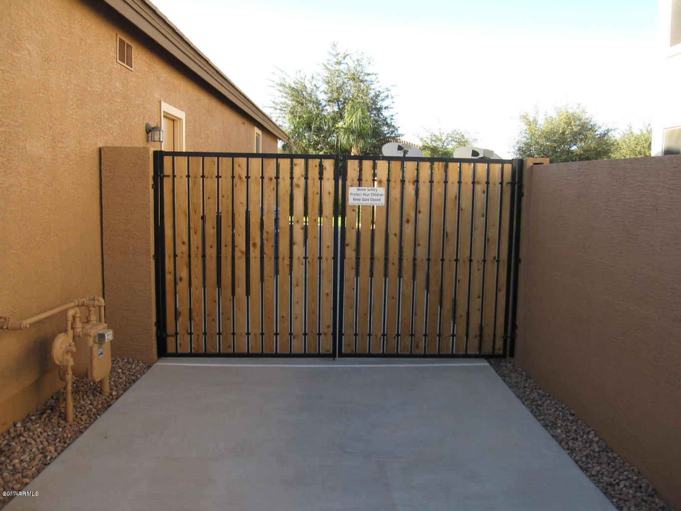 14128 West Bloomfield Road Surprise, AZ 85379 - Photo 4 of 27 20160108165600603669000000-o