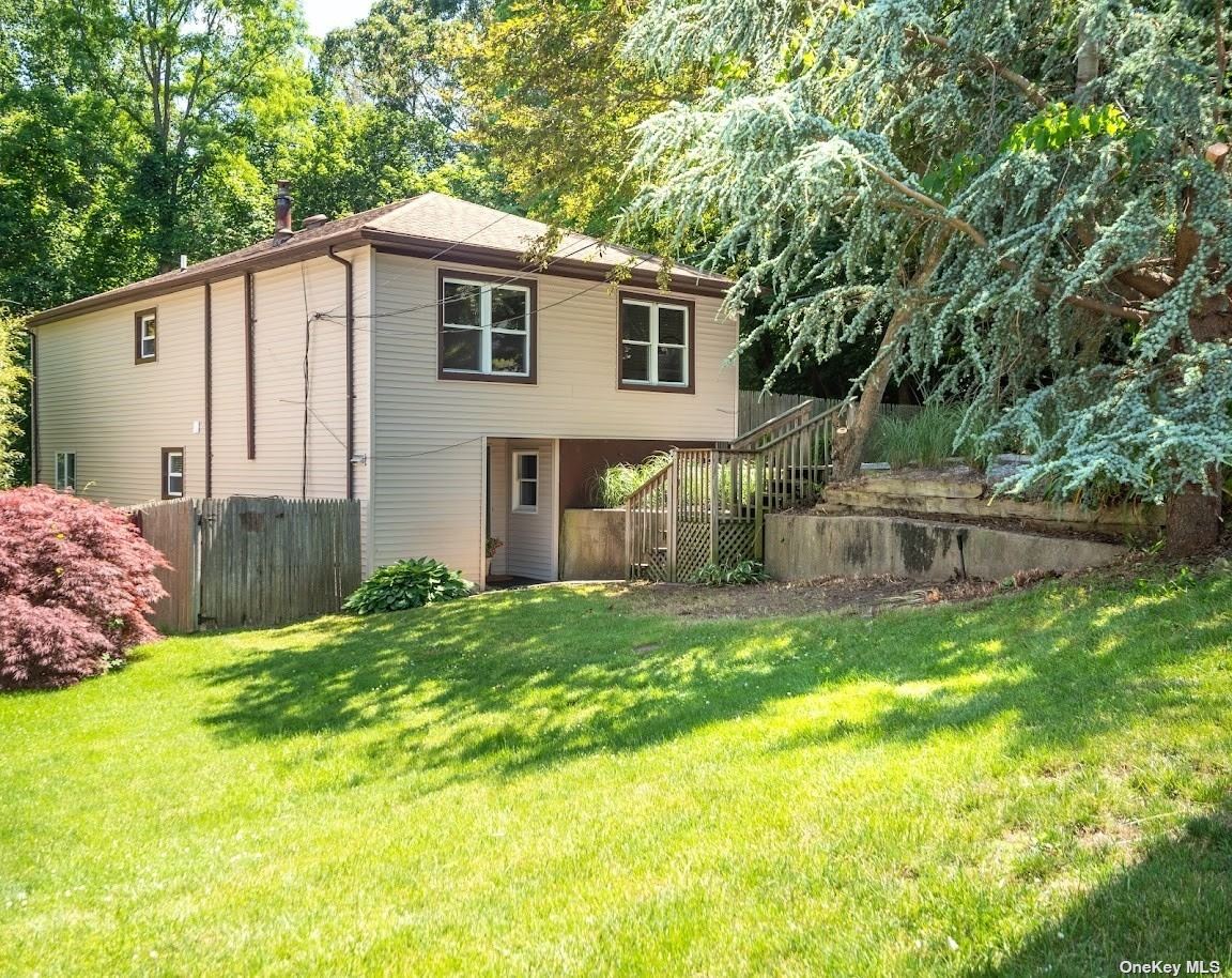 119 Walnut Road Kings Park, NY 11754 - Photo 1 of 1 Gallery Image 1
